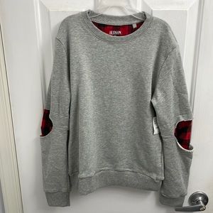 Boys gray sweatshirt by Hudson size M. NWT.